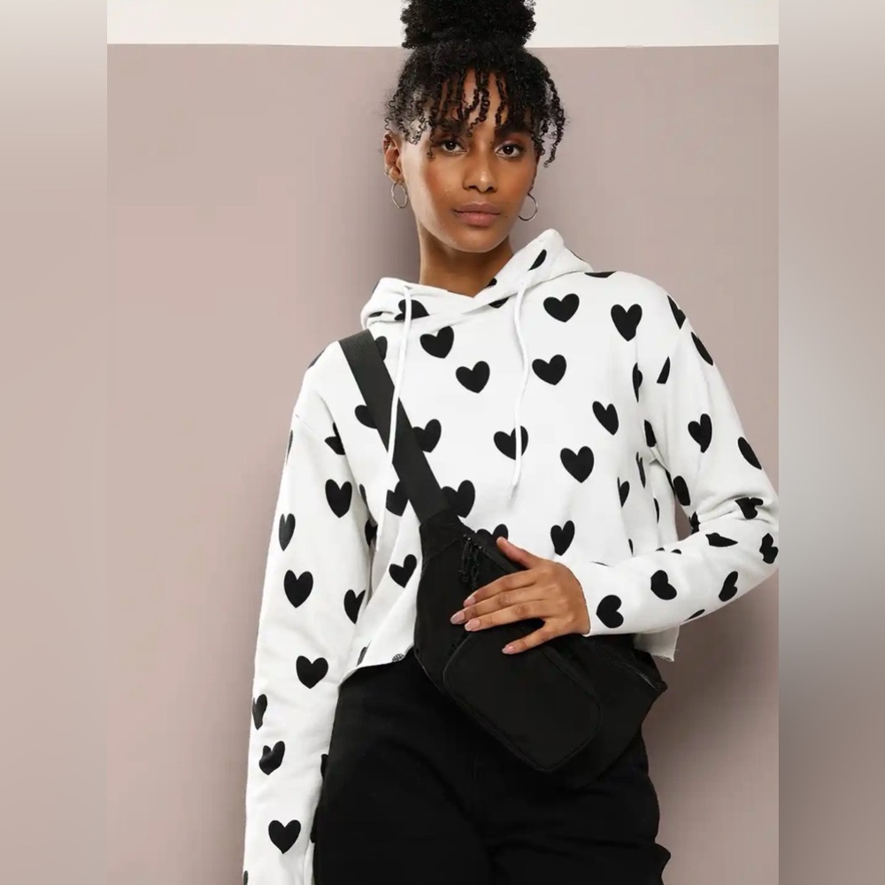 ⭐️Angel Cult Terry Black Heart Hoodie⭐️